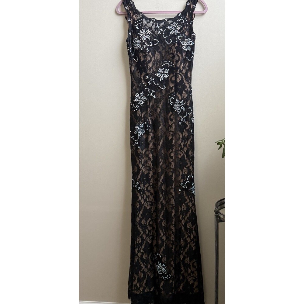 JOVANI Beaded Evening/ Pageant/ Wedding/Prom Dress Black & Nude Lining Size 6